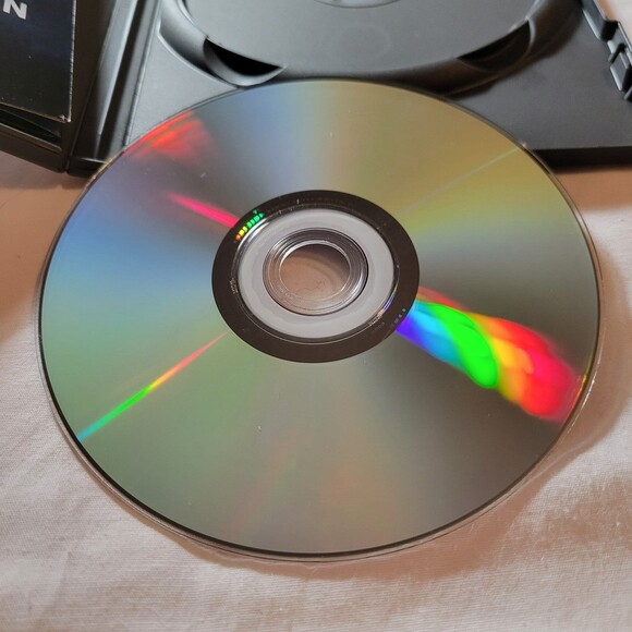 Superman Returns DVD - Picture 2 of 4